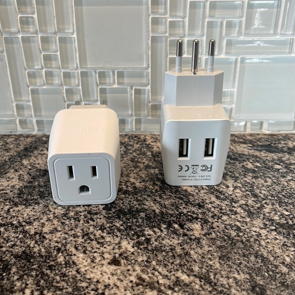 Outlets Cubes